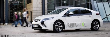 20 Opel Ampera an das Car Sharing Forschungsprojekt übergeben