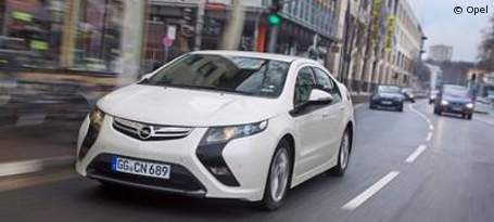Opel Ampera: Bislang 7.700 Elektro-Limousinen verkauft 