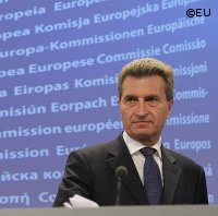 Oettinger fordert Strategie gegen Strompreisanstieg